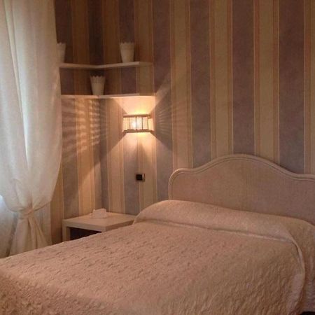 Corte Breda, Agriturismo Bed&Breakfast Chiari Bagian luar foto