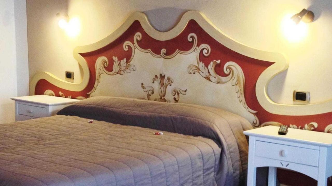 Corte Breda, Agriturismo Bed&Breakfast Chiari Bagian luar foto