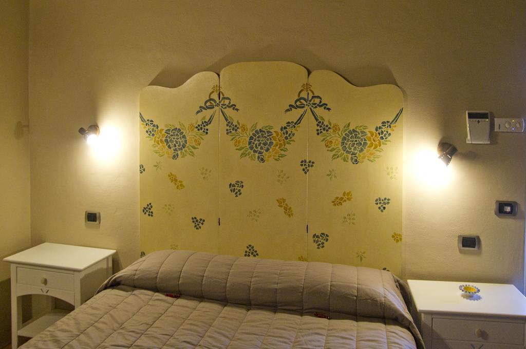 Corte Breda, Agriturismo Bed&Breakfast Chiari Ruang foto