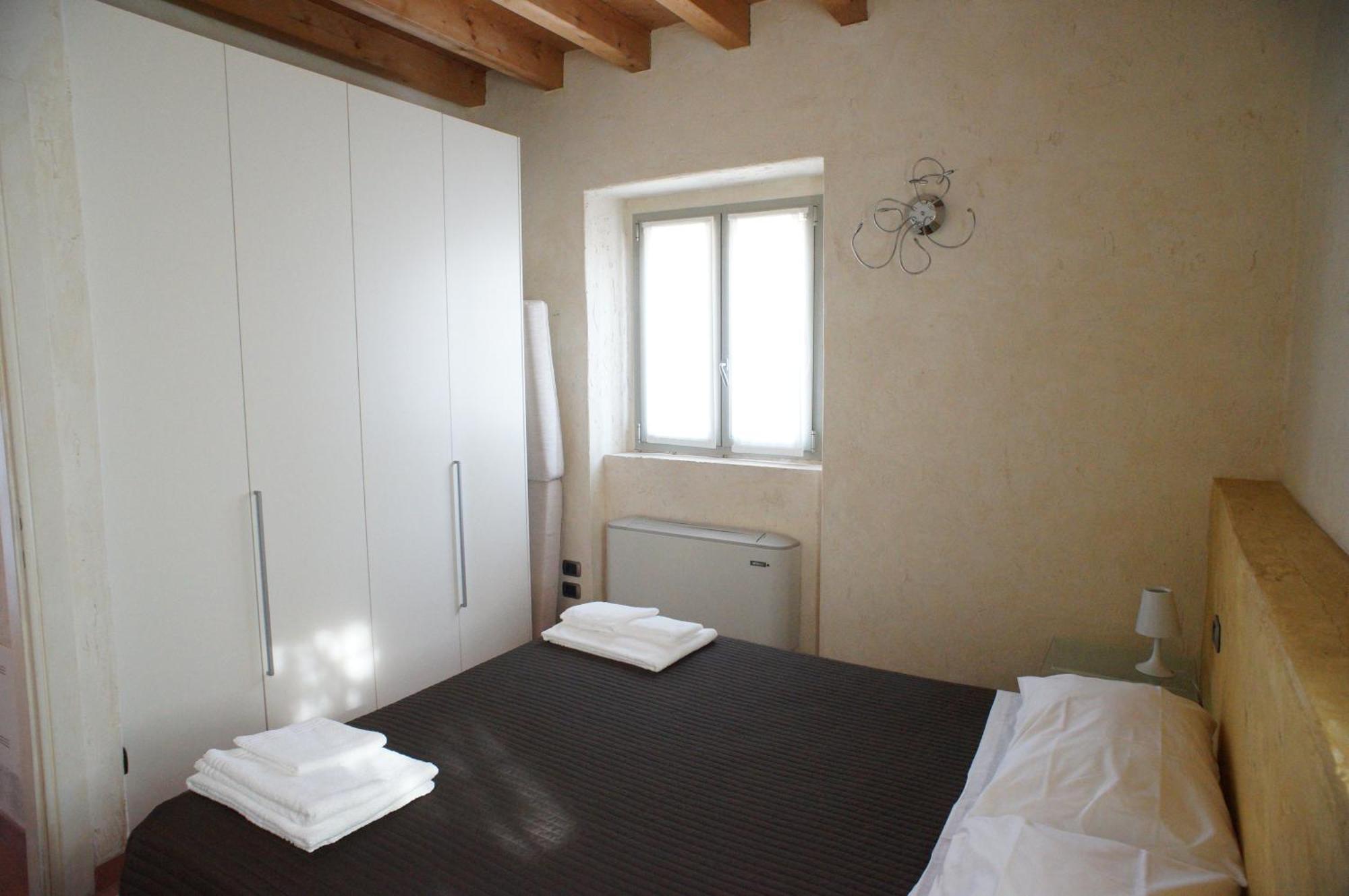 Corte Breda, Agriturismo Bed&Breakfast Chiari Bagian luar foto