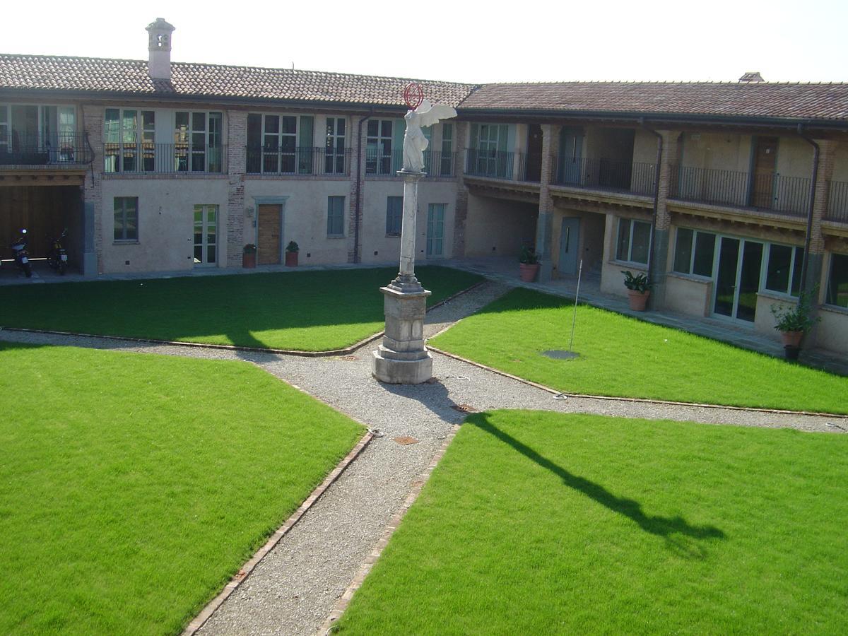 Corte Breda, Agriturismo Bed&Breakfast Chiari Bagian luar foto