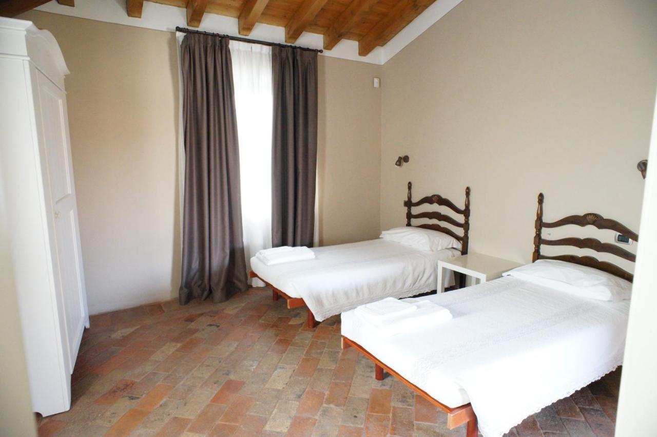 Corte Breda, Agriturismo Bed&Breakfast Chiari Bagian luar foto